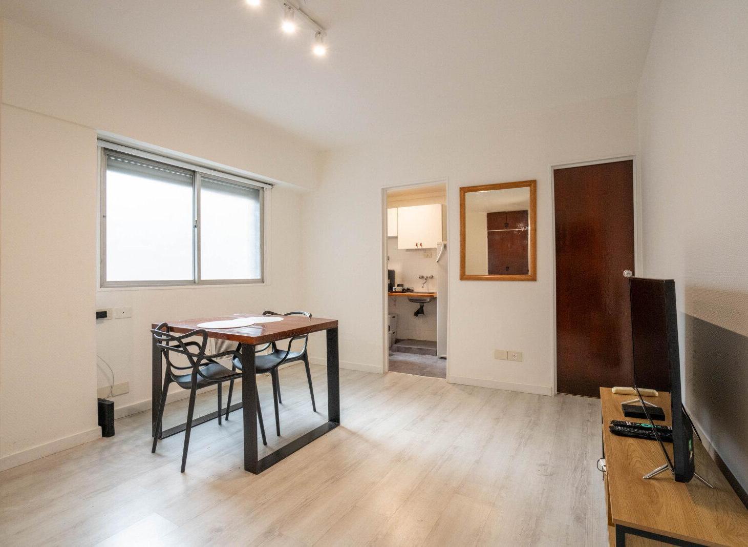 Excelente Monoamiente en un 7mo piso en la zona mas linda de Retiro