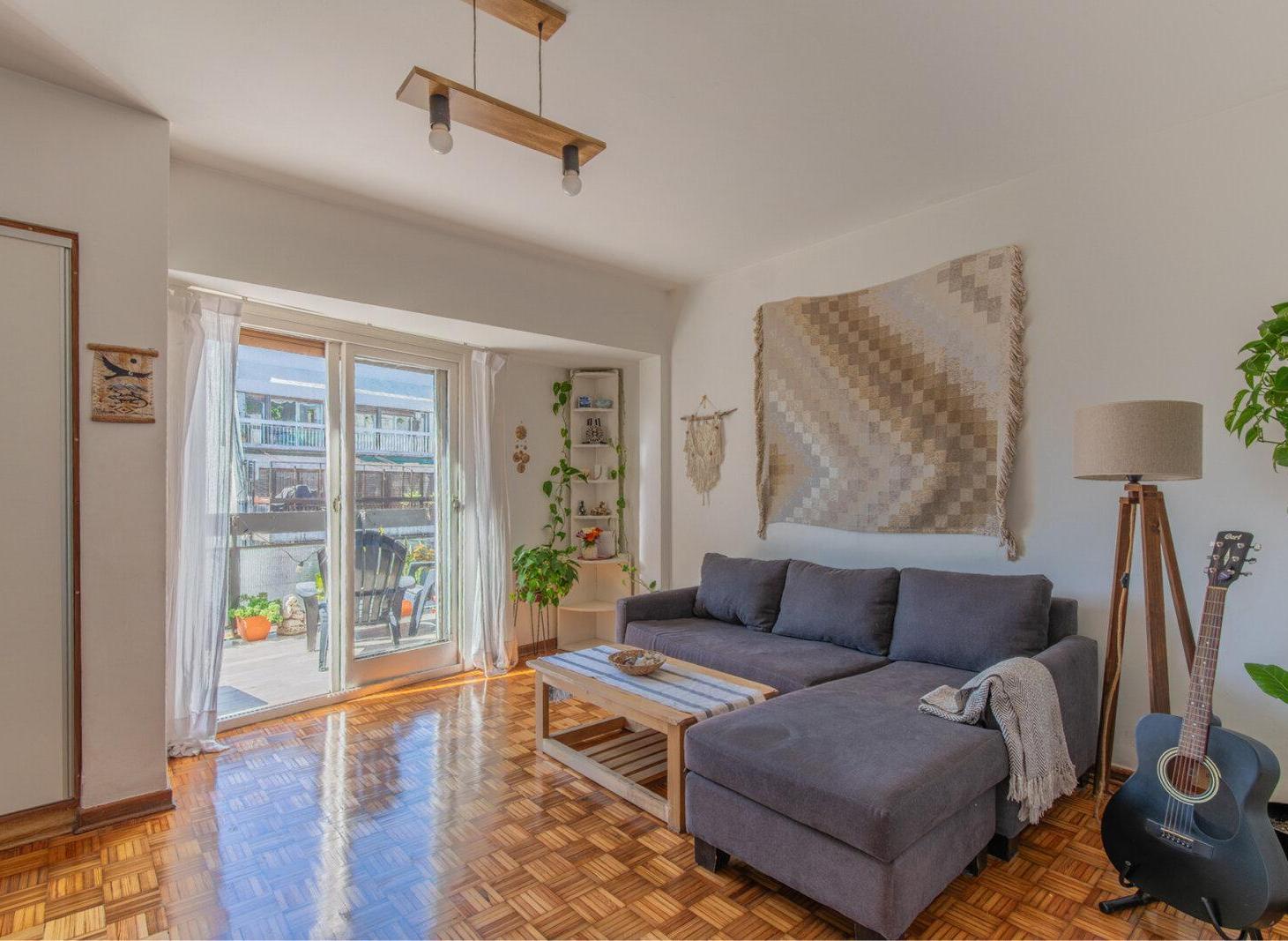 Venta - Dos ambientes con balcón Aterrazado y Baulera - Recoleta / Palermo
