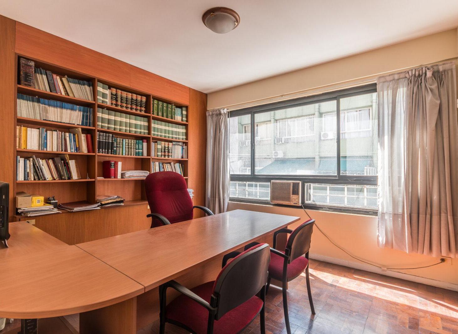 Foto de Venta de Oficina Comercial de 77 m² - San Nicolas, imagen 1
