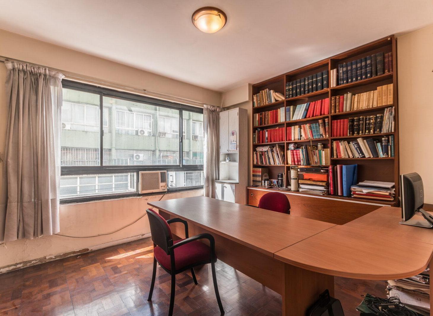 Foto de Venta de Oficina Comercial de 77 m² - San Nicolas, imagen 3