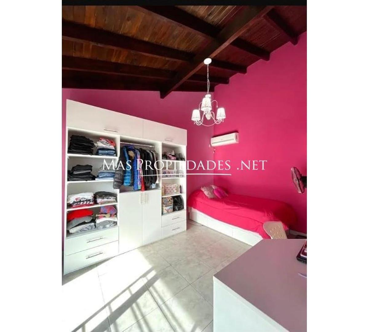 Casa en Venta en Lanús 4 Ambientes 2