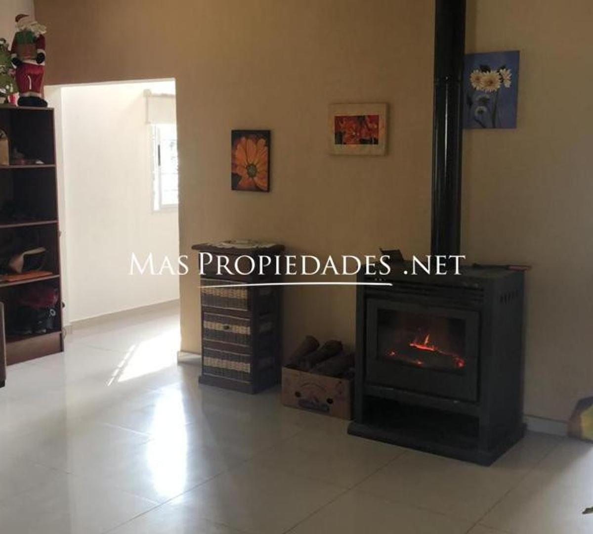 Casa en Venta en Coronel Brandsen 3 Ambientes 2