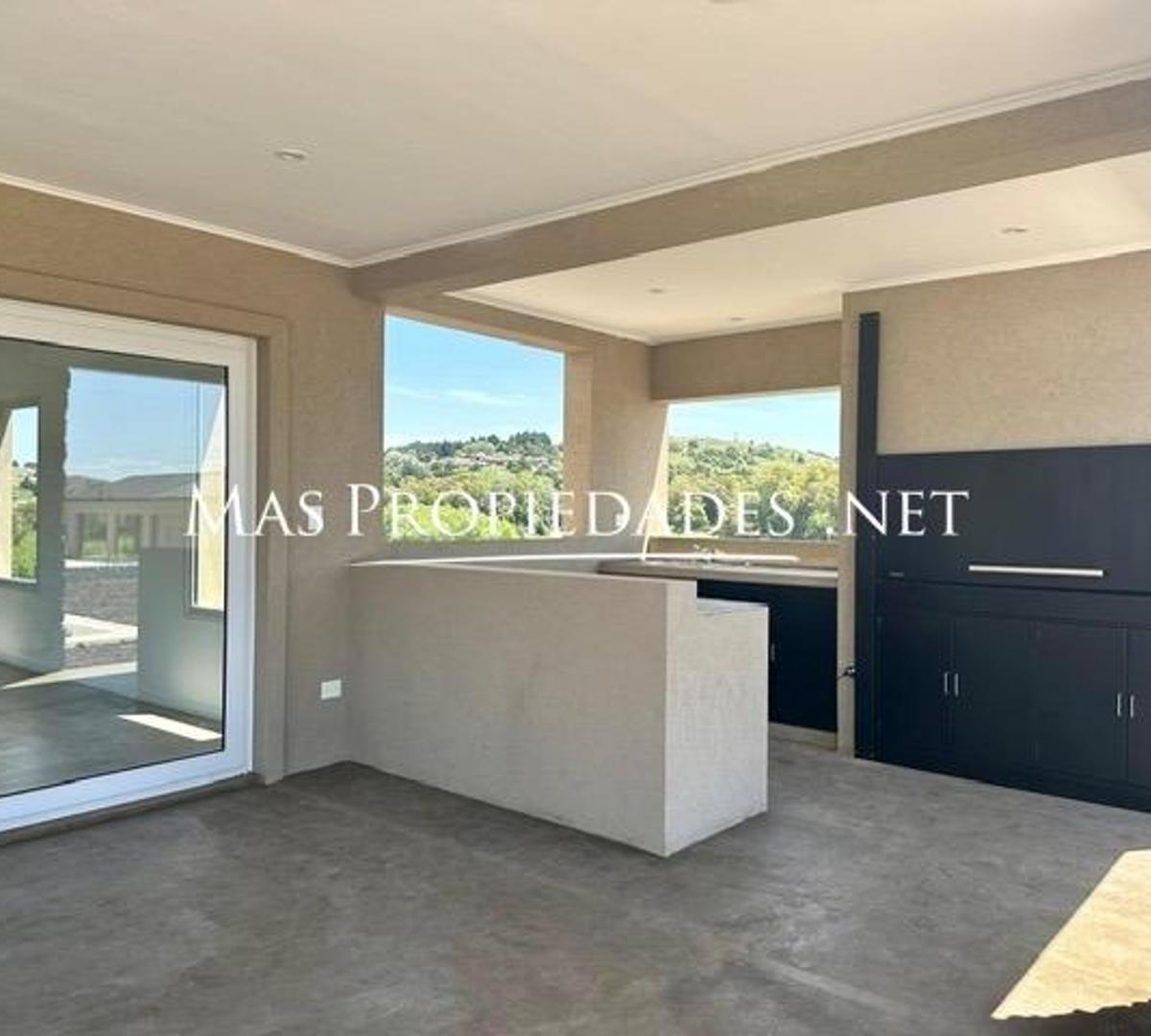Casa en Venta en Tandil Barrio Altos Aires Golf 1