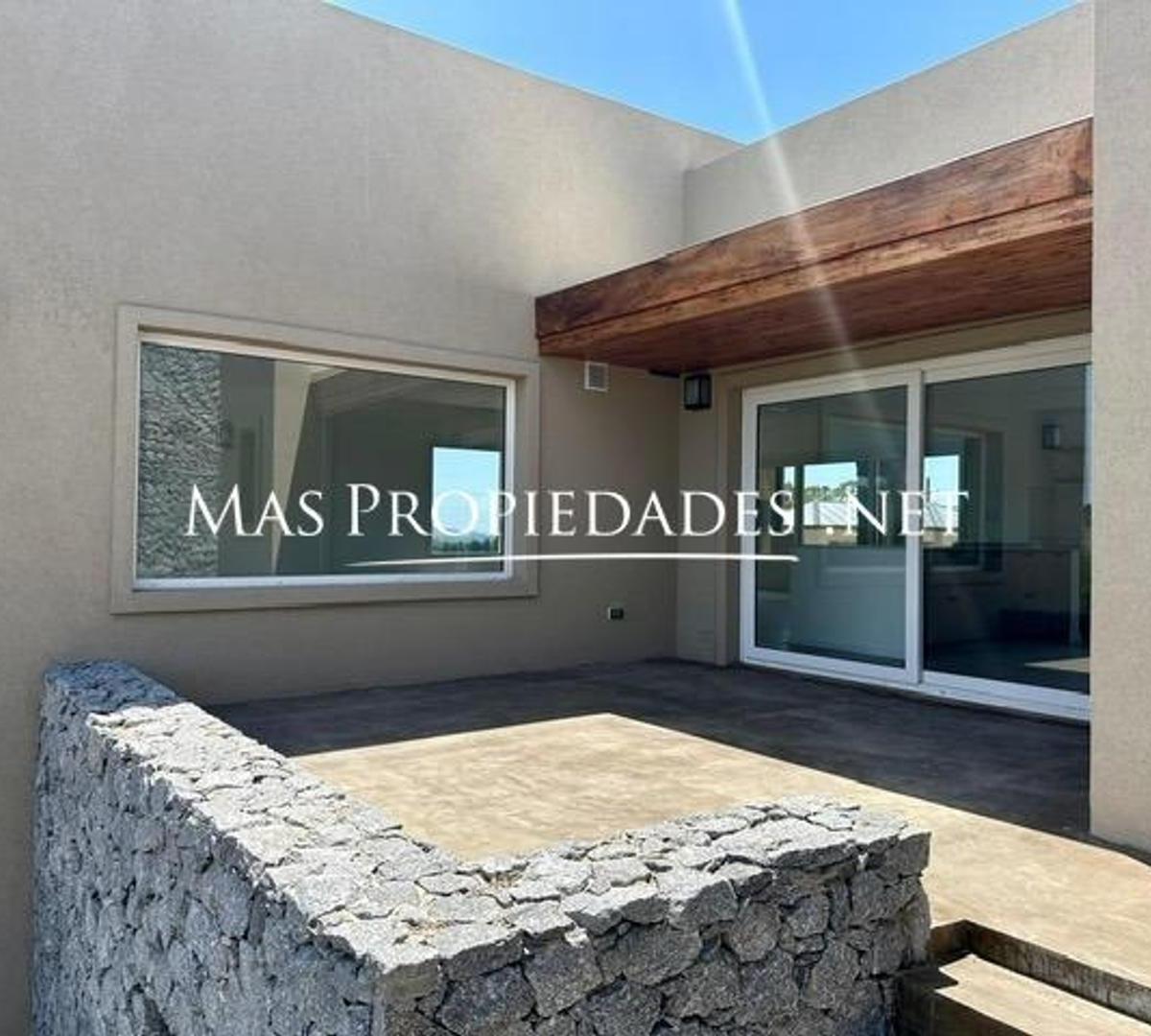 Casa en Venta en Tandil Barrio Altos Aires Golf 2