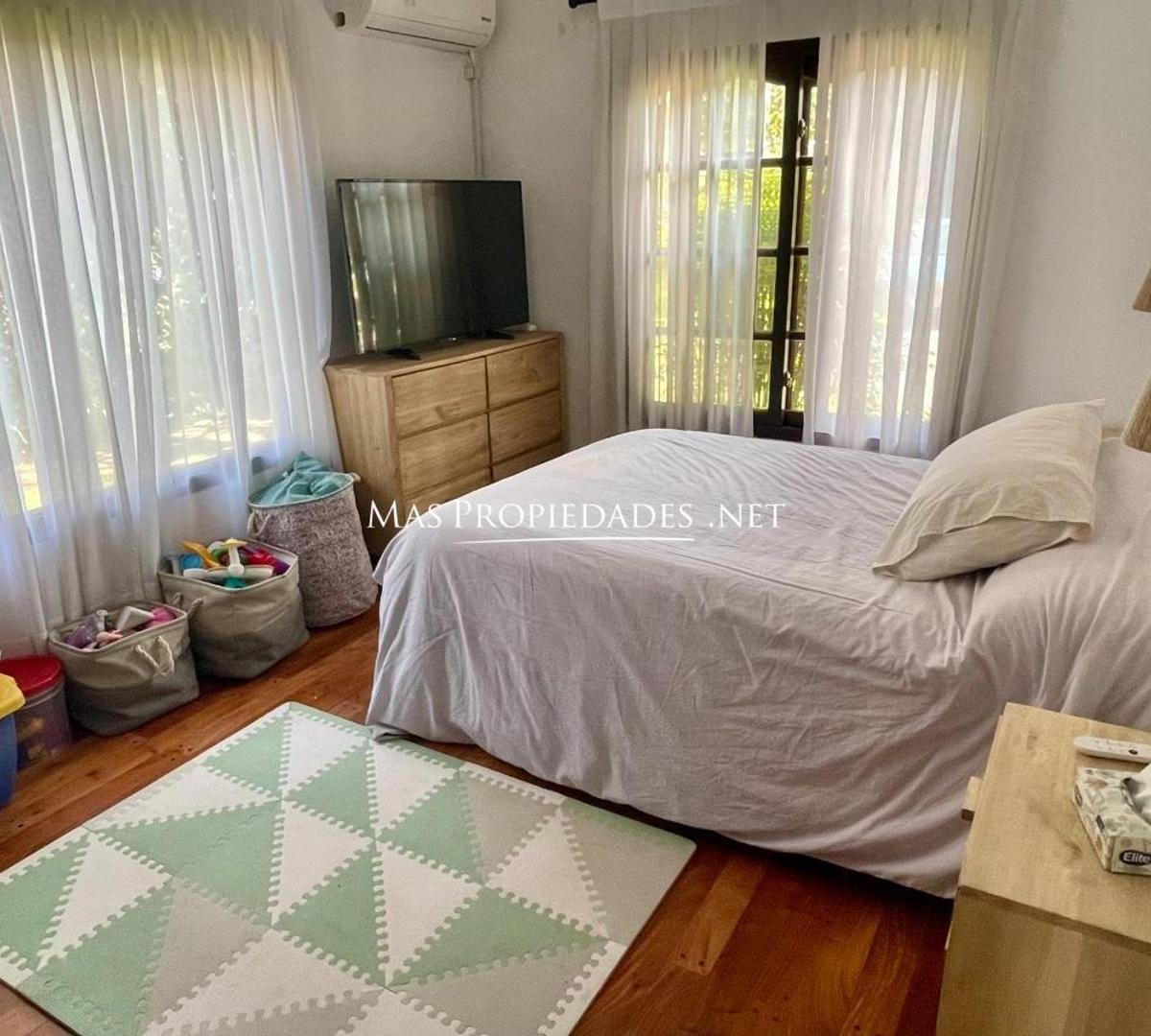 Casa en Venta 4 Dorm. en Saint Thomas Sur 1