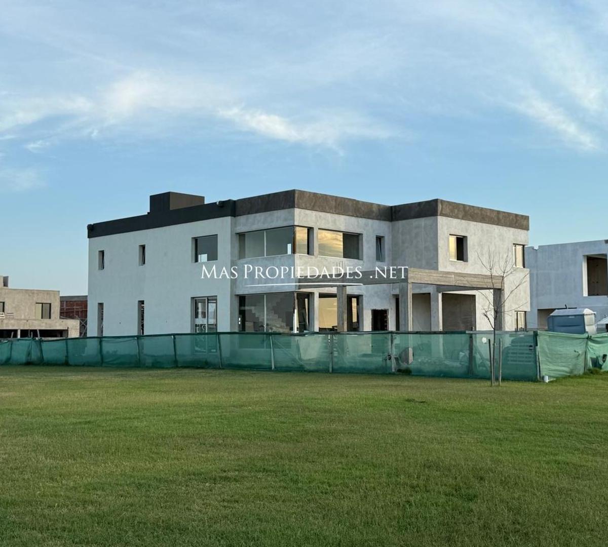 Casa en Venta en Terralagos Sector Laguna 3