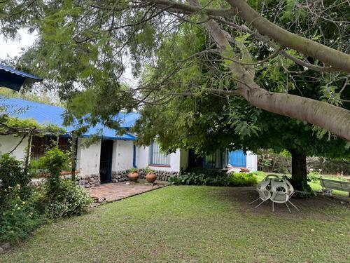 Se Vende en Cruz Chica La Cumbre Casa Quinta. 3