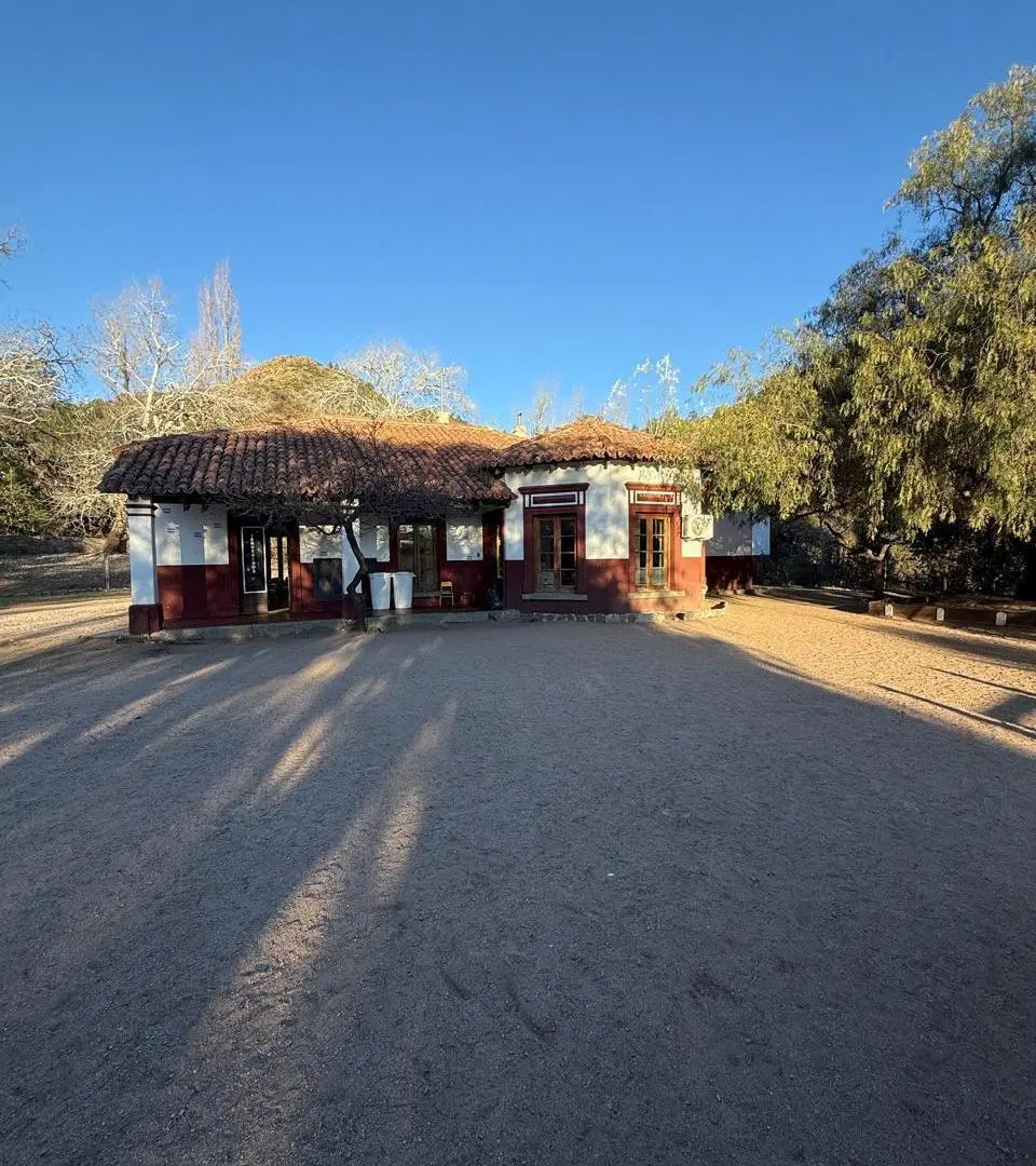 Se vende Casa con costa de rio en Cruz Grande La Cumbre OPORTUNIDAD 2