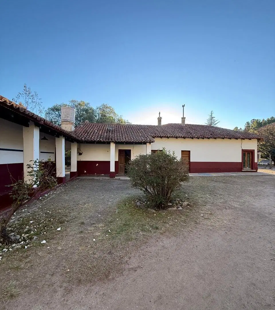 Se vende Casa con costa de rio en Cruz Grande La Cumbre OPORTUNIDAD 3