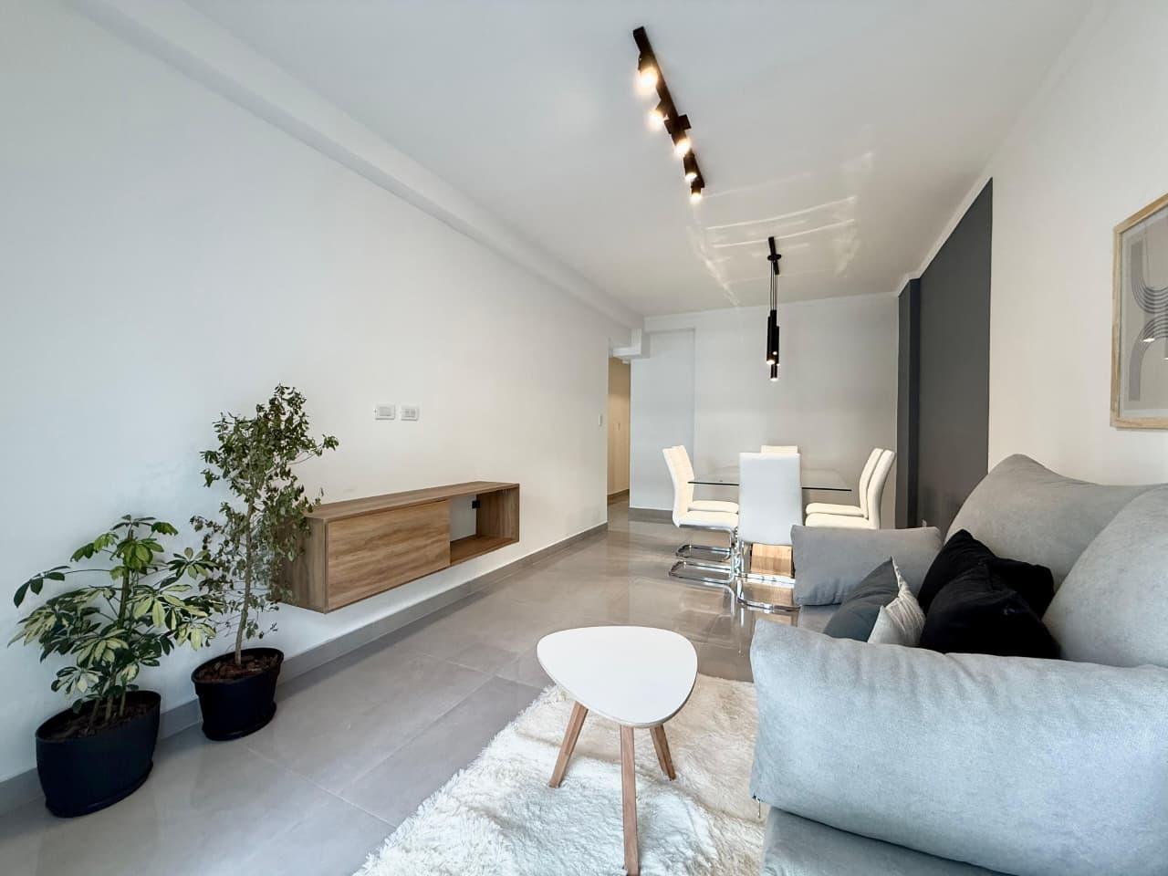 En venta departamento de 3 ambientes en Plaza Mitre