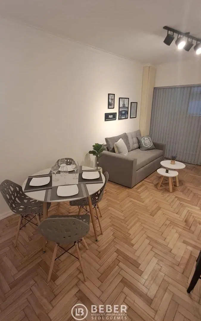 Venta departamento 2 ambientes, con balcon patio y parrilla! Plaza Colon 4