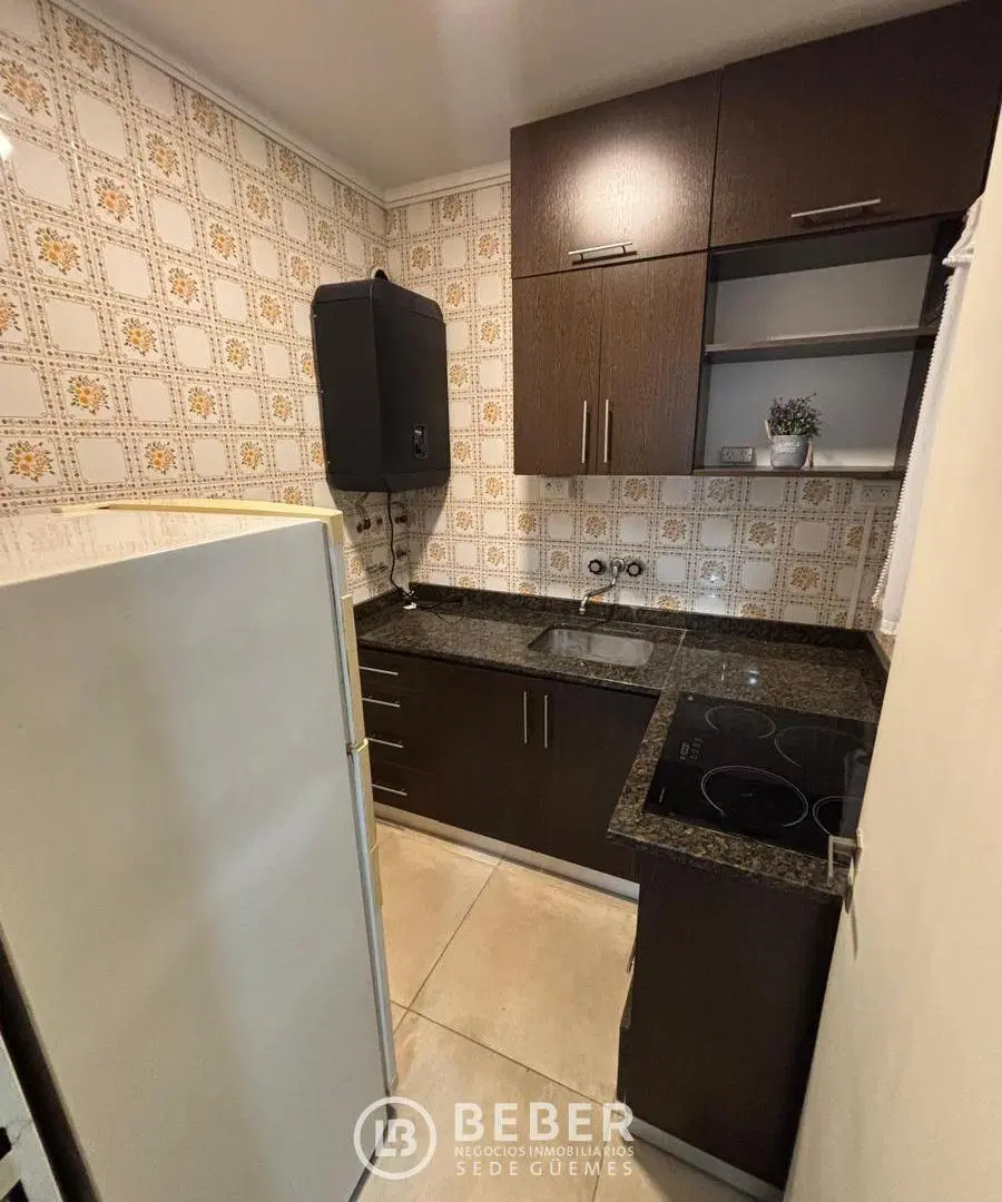 En venta dos ambientes al contrafrente con cohera, Plaza Colon 4