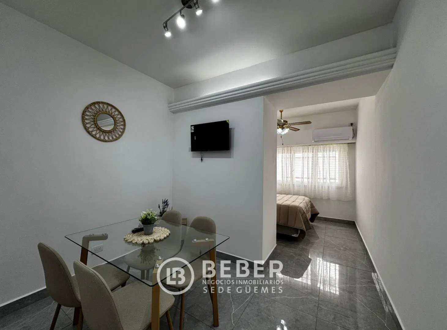 En venta ambiente al contrafrente reciclado, Guemes 5