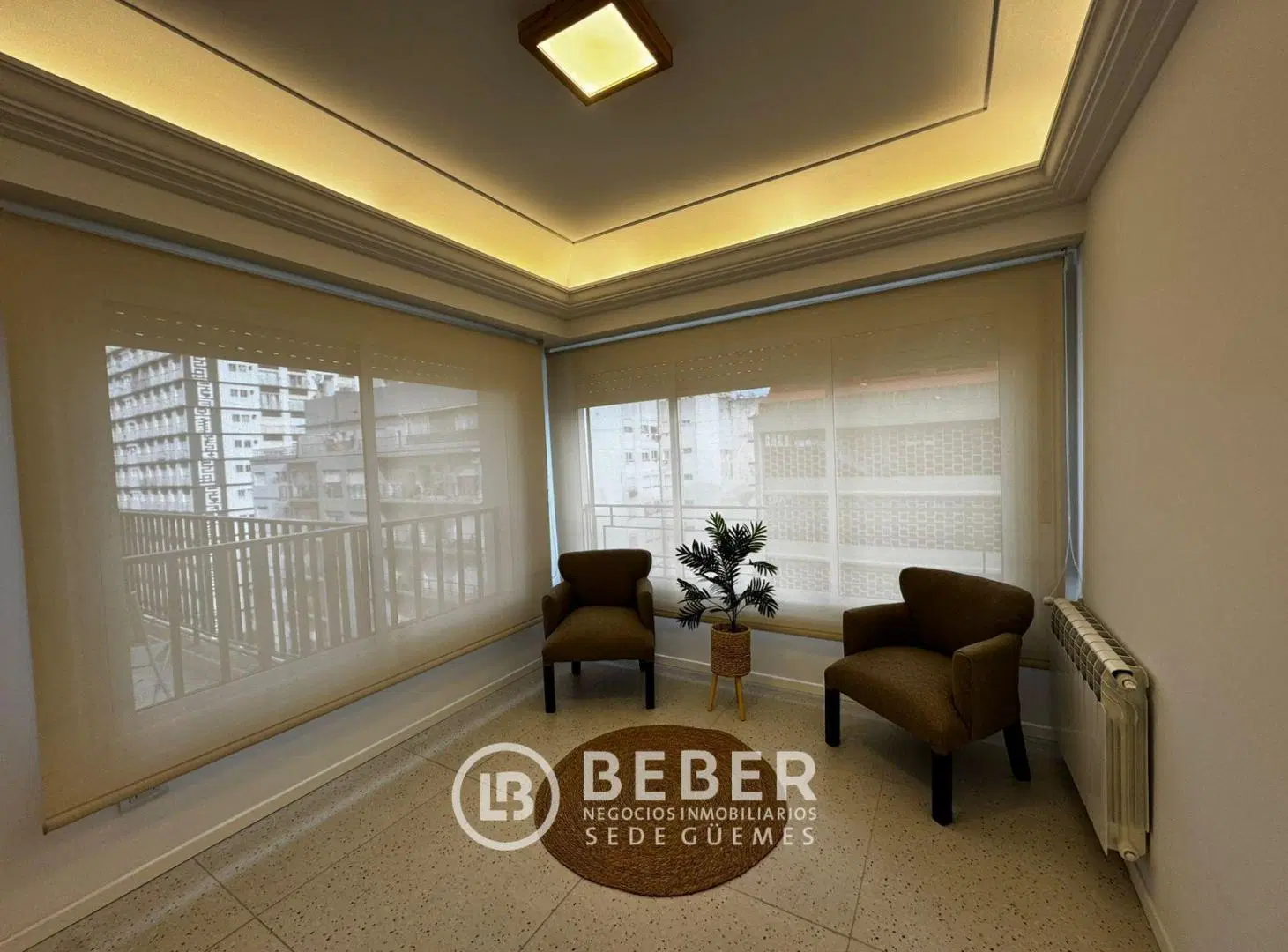 En venta departamento de 3 ambientes en Plaza Colon. 8