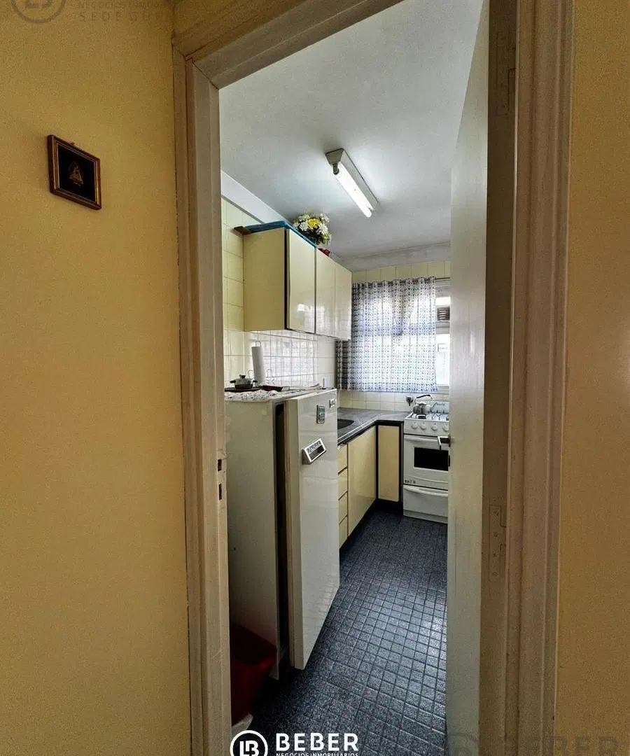 En venta ambiente al contrafrente, Guemes 2