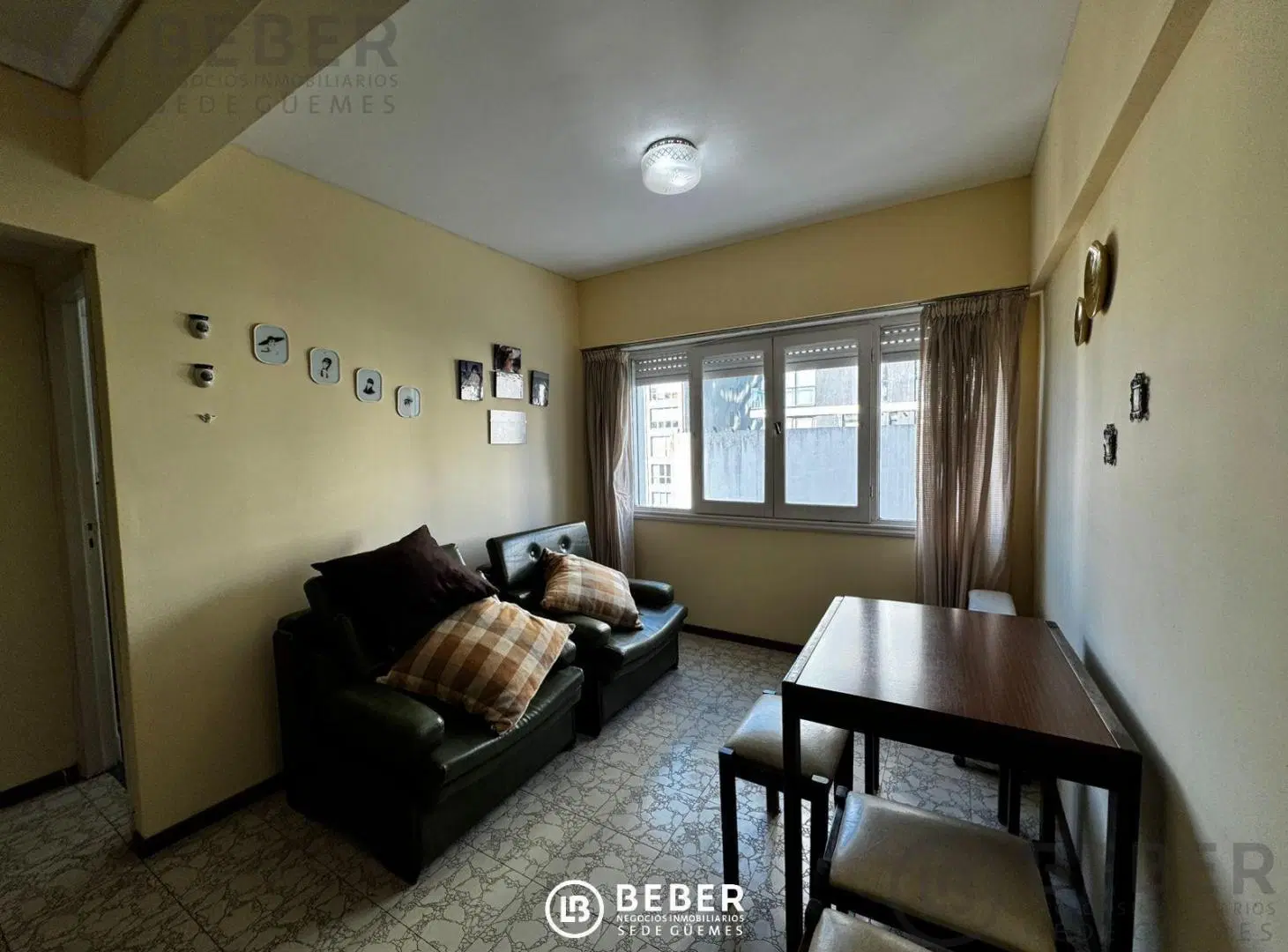 En venta ambiente al contrafrente, Guemes 5