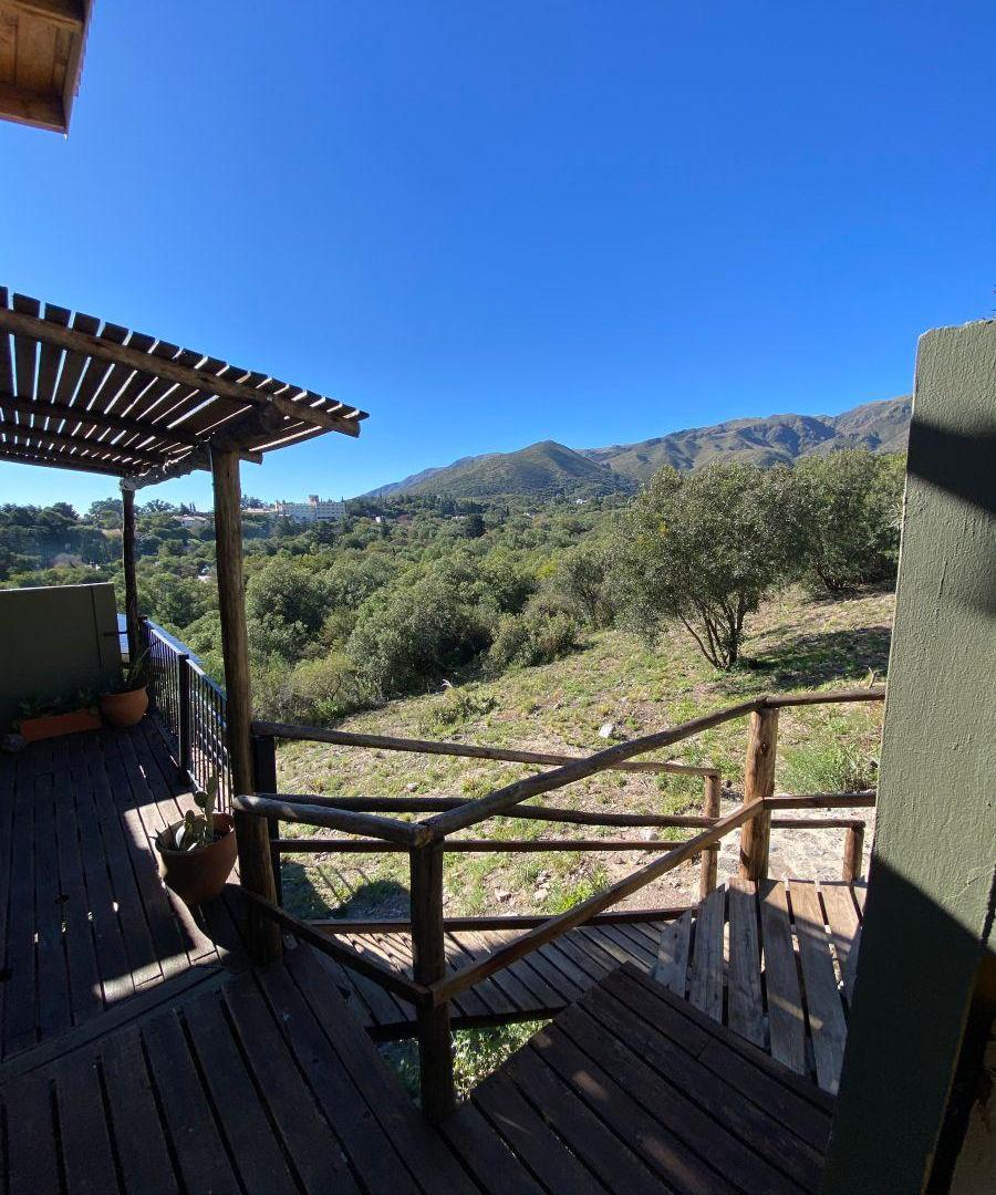 Foto de Cabaña con vista panorámica y jacuzzi, imagen 2