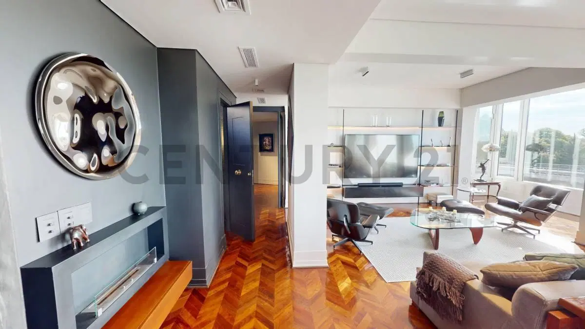 Venta Departamento 4 ambientes, con cochera. 2