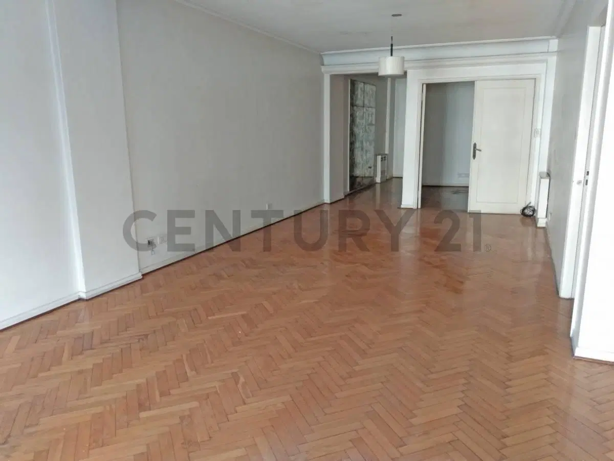 Alquiler Exclusivo semipiso 4 amb. en Caballito, ambientes super amplios! 3