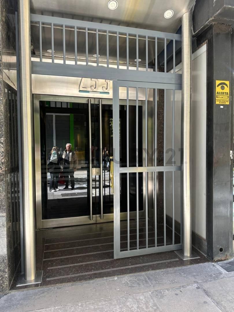 Foto de Oficina de 2 ambientes con balcón terraza en excelente ubicación, imagen 1