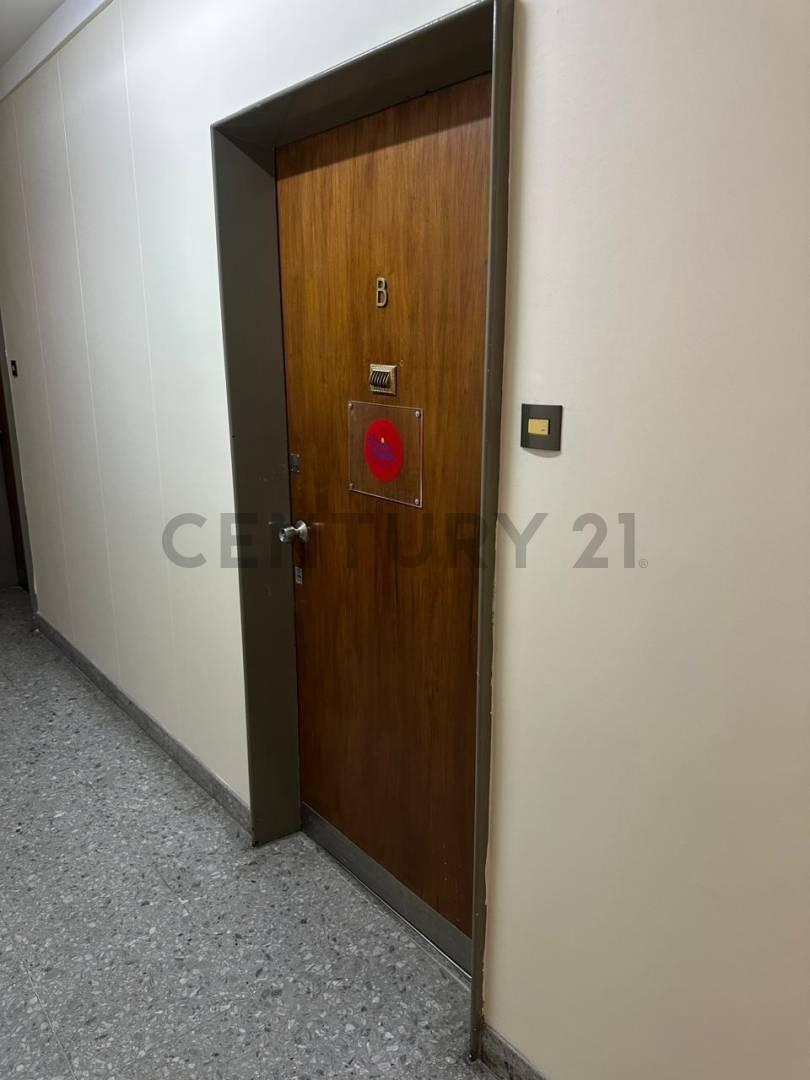Foto de Oficina de 2 ambientes con balcón terraza en excelente ubicación, imagen 4