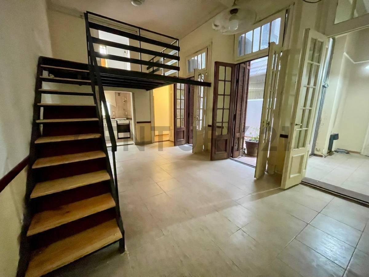 Foto de Departamento de 3 ambientes en edificio histórico, excelente ubicación, imagen 3