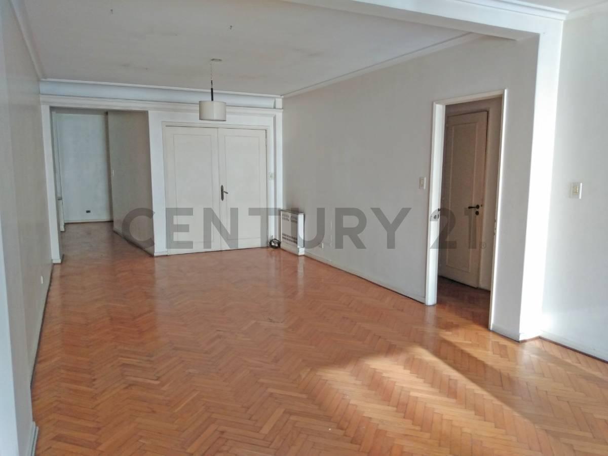 Foto de Venta Exclusivo semipiso 4 amb. en Caballito, ambientes super amplios!, imagen 2