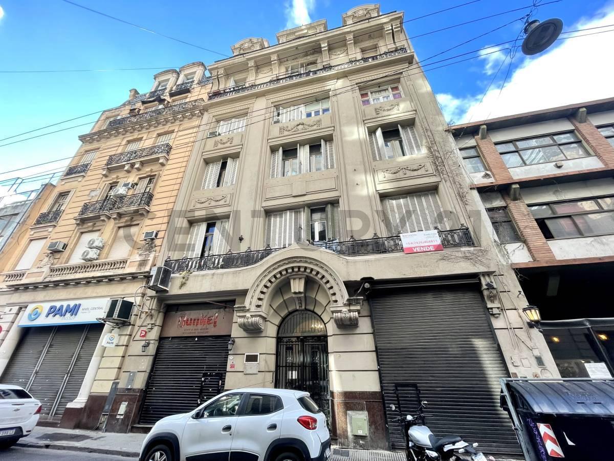 Foto de Gran departamento en Edificio Historico, imagen 2