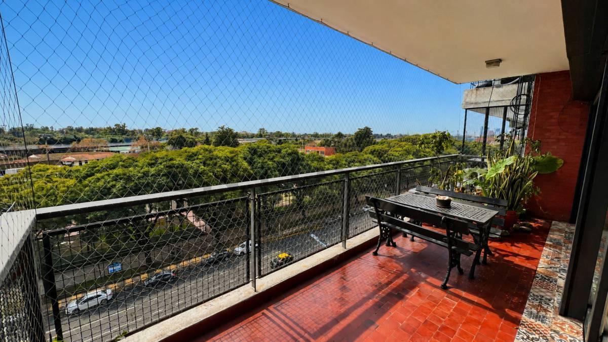 Foto de Piso sobre Av. del Libertador con excepcionales vistas - 4 ambientes, imagen 3