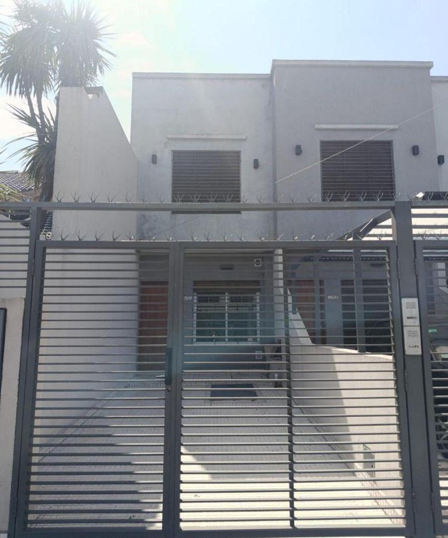 Dúplex de categoria 3amb con amplio fondo (Ramos Mejía)