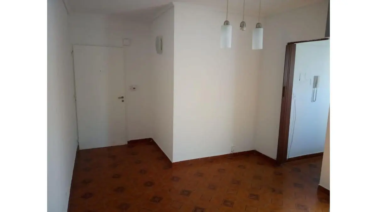 DPTO. 2 AMB. APTO PROF/VIVIENDA (BOLIVAR 200- R. MEJÍA) 3