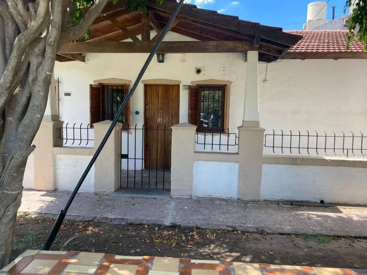 Ph de 4 amb c/espacio guarda auto (Ancaste 1000-Ramos Mejía) 4