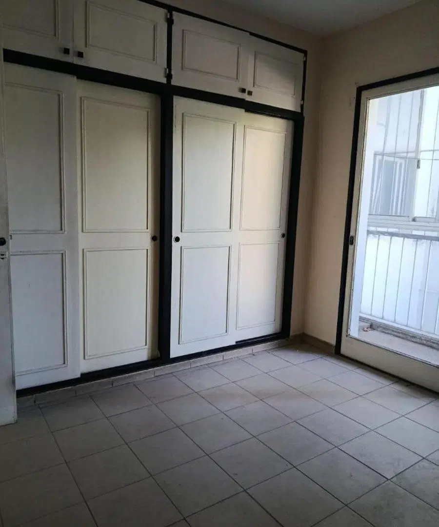 Depto de 2amb p/uso profesional en el centro de San Justo 2