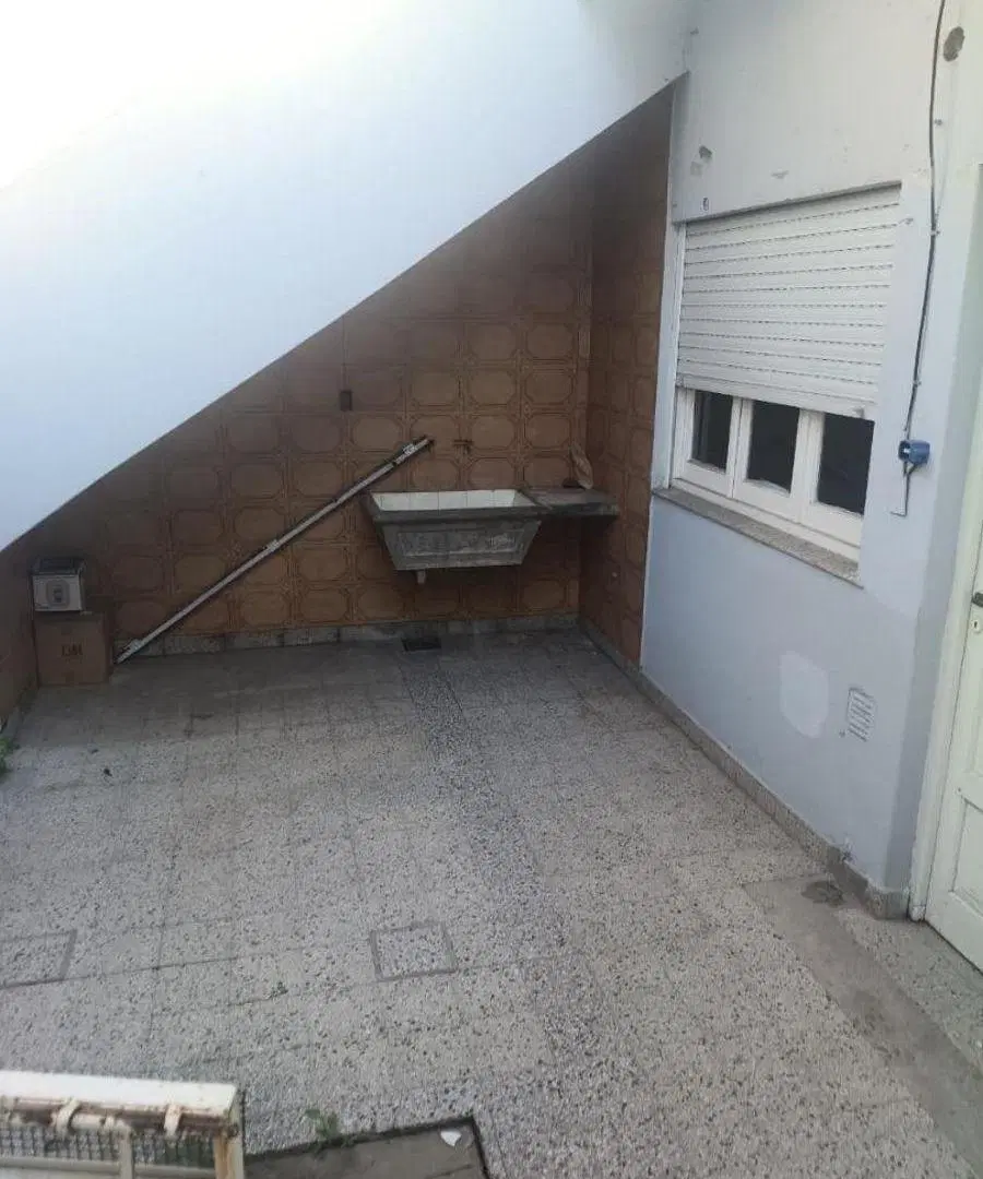 Departamento de 2 ambientes con patio 2