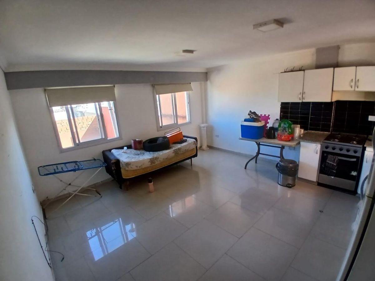 Foto de Semipiso 2 ambientes en Villa Sarmiento con cochera, imagen 4