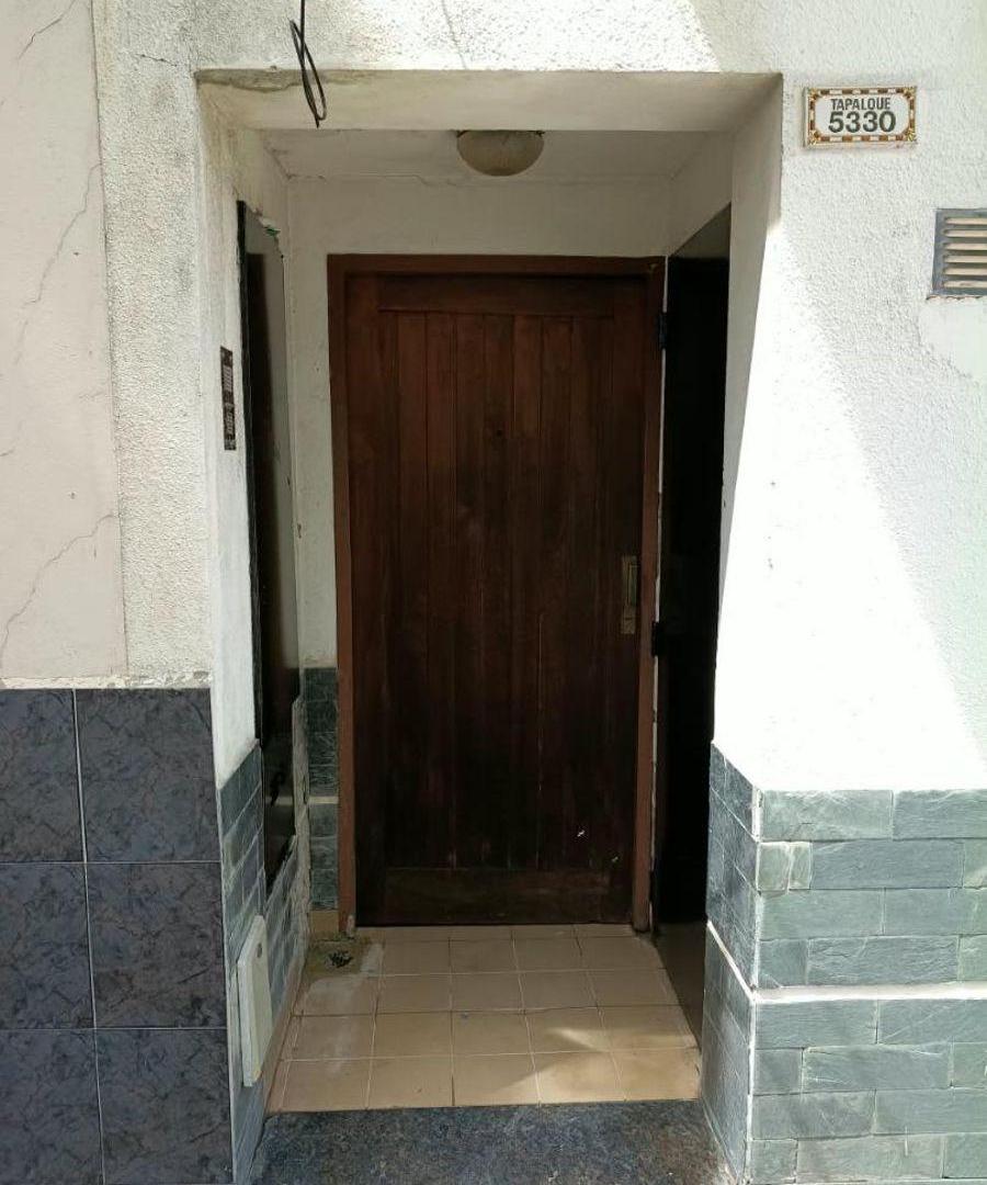 Foto de Departamento de 2amb y medio con patio y parrilla, imagen 1