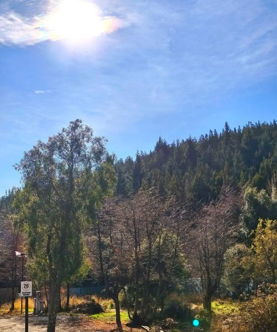 Viví la magia de la Patagonia - Lote en Barrio Cerrado el Estribo, km 1 de Av. Pioneros 3