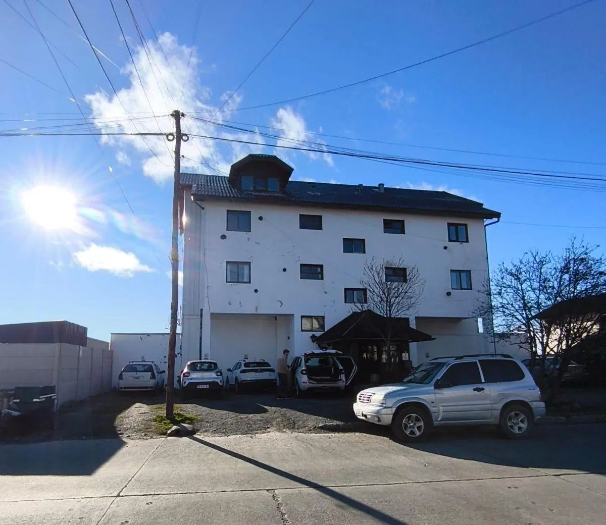 Muy luminoso departamento en Mitre al 1700, con terraza. 4 dormitorios y escritorio. 2