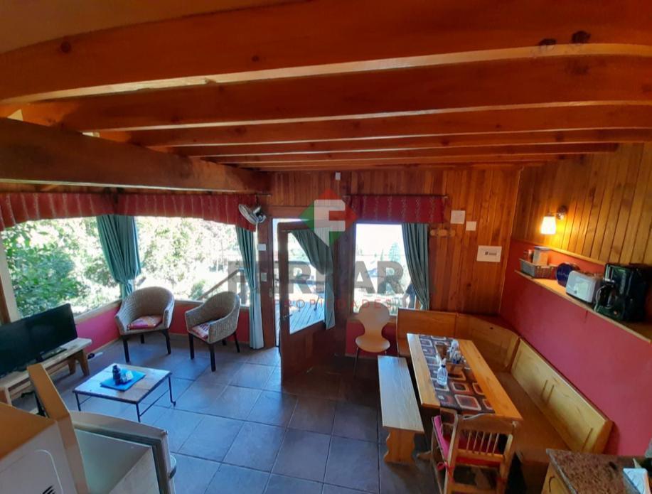 Foto de VENTA DE HERMOSO COMPLEJO DE CABAÑAS CON VISTA AL LAGO, imagen 2