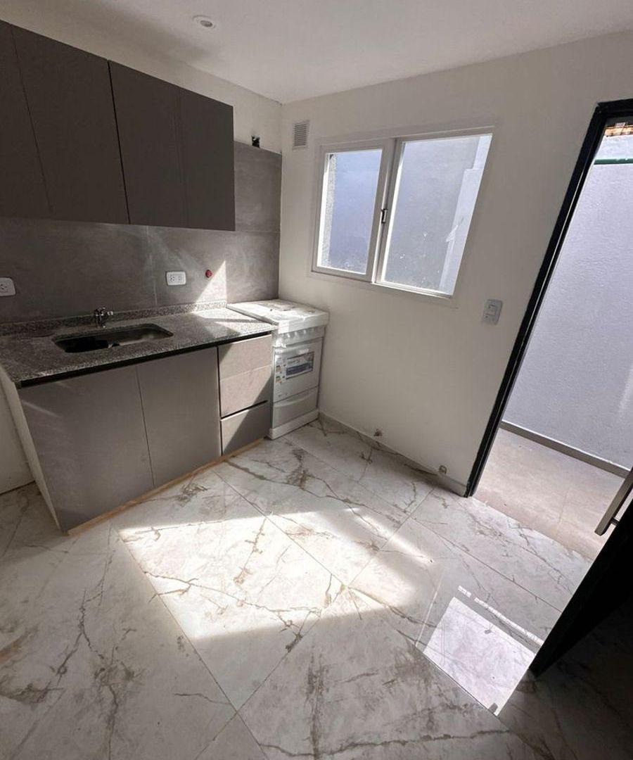 Foto de PH 2 ambientes a estrenar Planta baja con patio, imagen 2