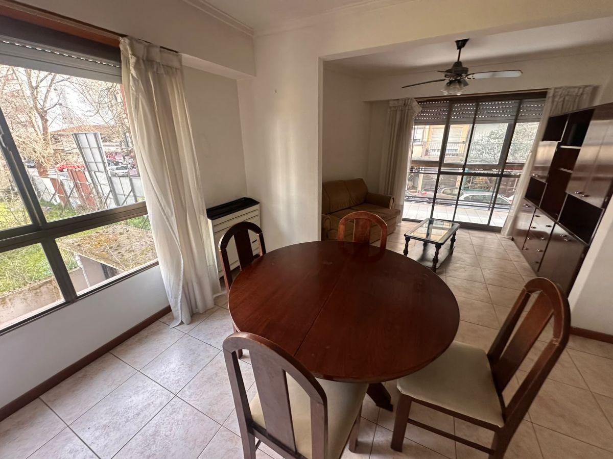 Foto de Departamento en Semipiso de 2 amb y 1/2 a la calle, imagen 4