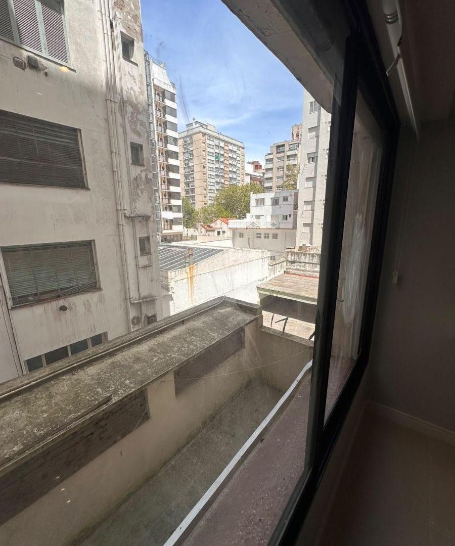 Foto de Departamento 2 ambientes al Cfte Reciclado y Amoblado - Plaza Mitre, imagen 3