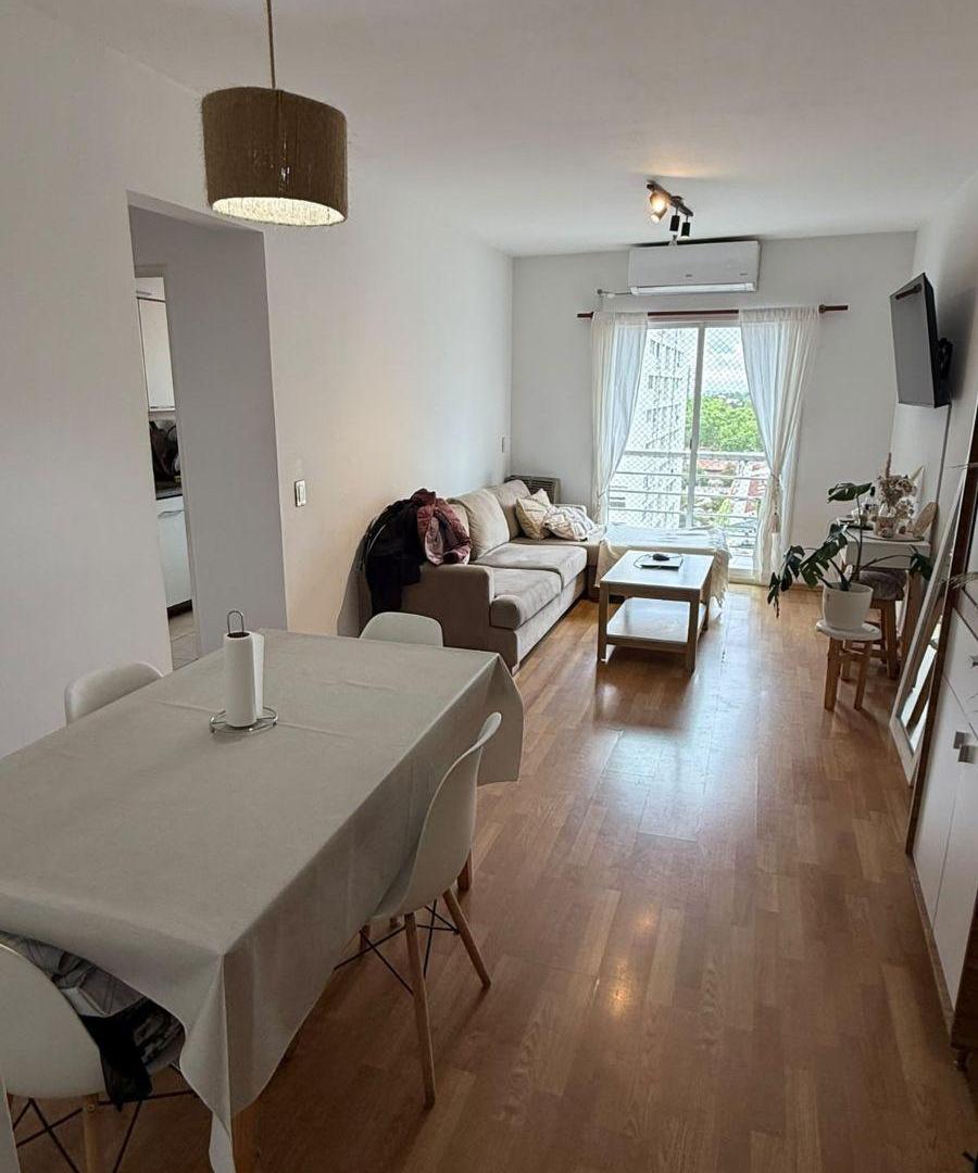 Foto de Departamento de 80 m² con 3 dormitorios en alquiler en Florida, imagen 2