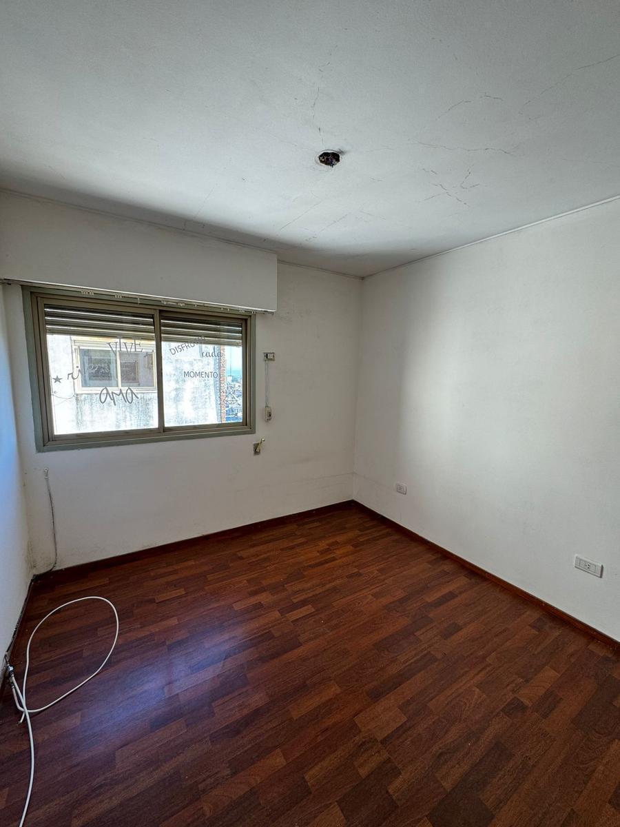 Se Vende Amplio Departamento en Zona Centro Oportunidad 5