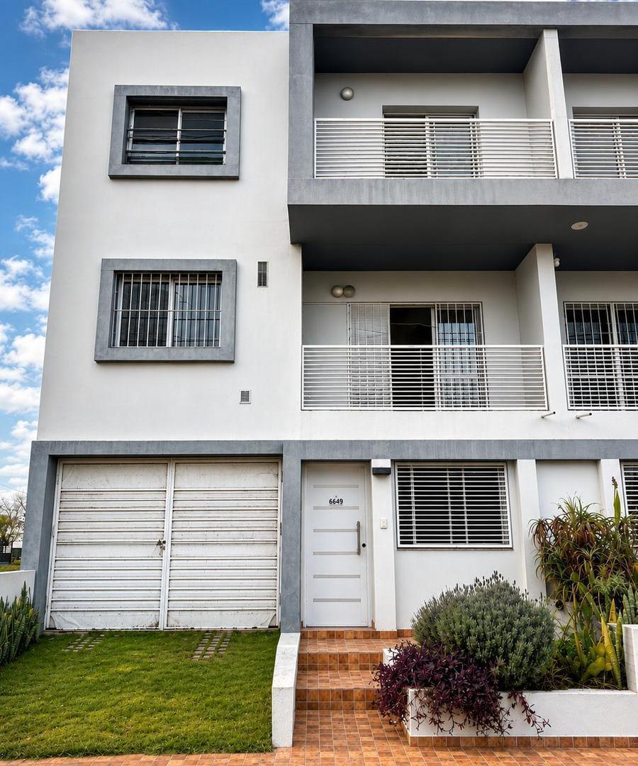 TRÍPLEX EN VENTA EN NUEVO URCA – FRENTE A COUNTRY DEL PRADO | CÓRDOBA CAPITAL