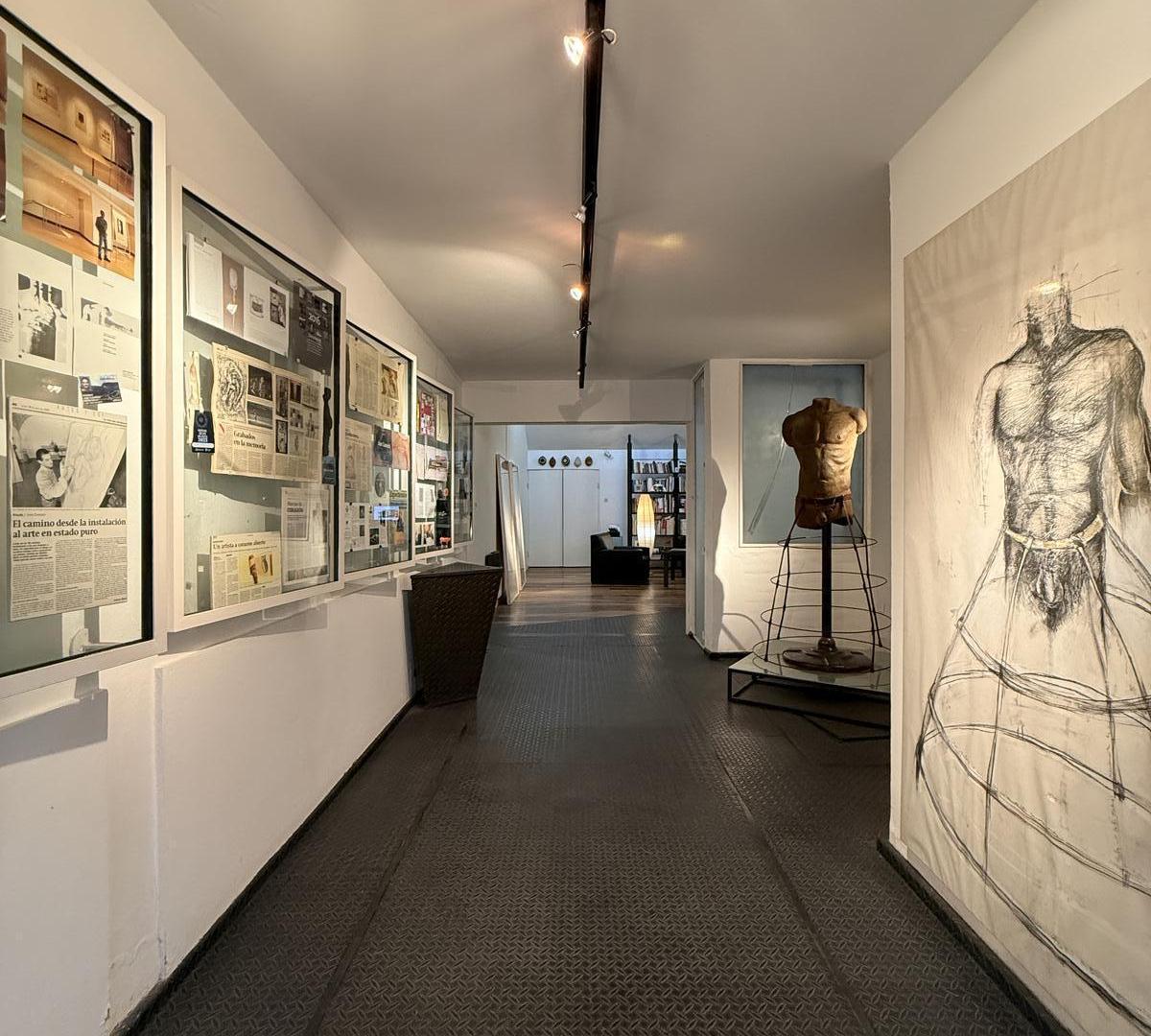 Foto de Casa de Arquitectura de Autor con Identidad Única | Atelier, Teatro y, imagen 2