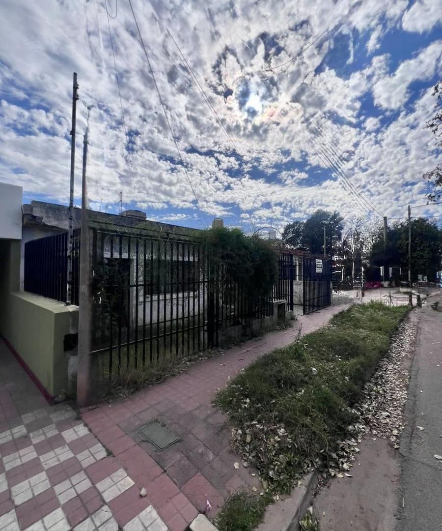 Foto de Casa en Venta a Refaccionar en Ruta 20 – 3 Dormitorios, Terreno 250 m², imagen 5