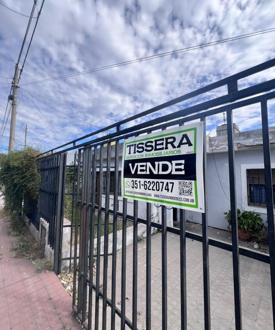 Foto de Casa en Venta a Refaccionar en Ruta 20 – 3 Dormitorios, Terreno 250 m², imagen 2