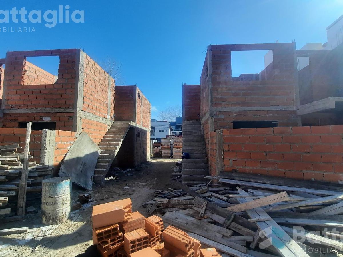 Departamento con espacio vehicular en Mar De Ajo