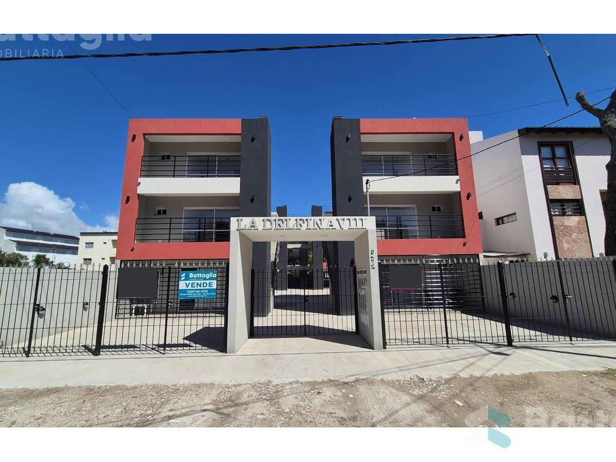 Departamento con Espacio Vehicular y Parrilla en Costa Azul 4